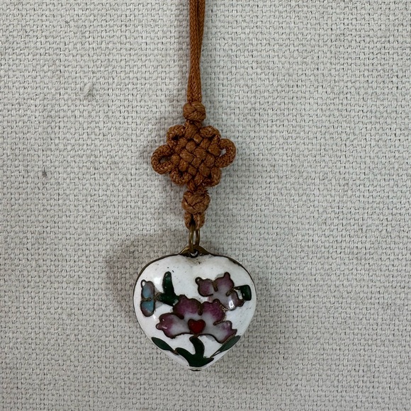 Older enameled cloisonné style heart necklace - Picture 3 of 5